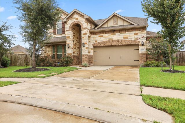 8903 Lost Castle Way, Cypress, TX 77433