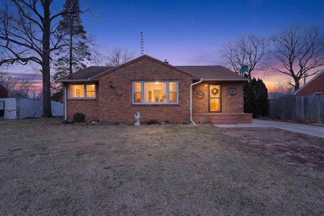 2020 S Cottage Avenue, Beloit, WI 53511