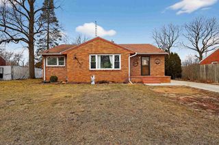 2020 S Cottage Avenue, Beloit, WI 53511