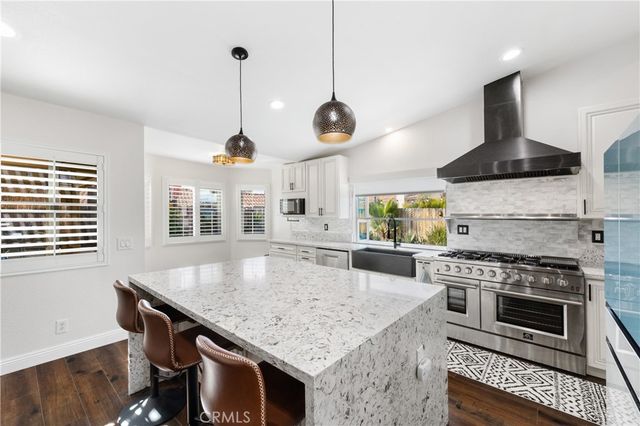 591 Gladiola Street, Hemet, CA 92545