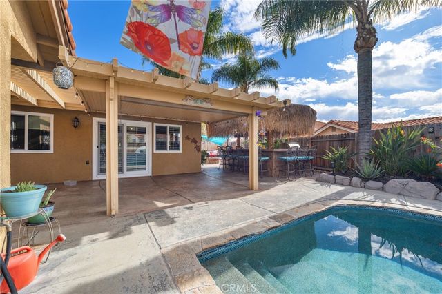 591 Gladiola Street, Hemet, CA 92545