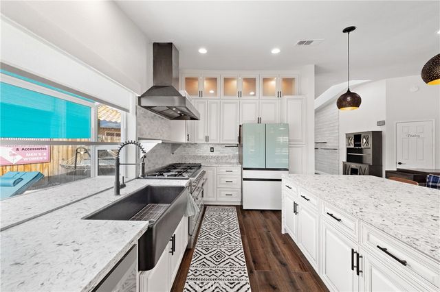 591 Gladiola Street, Hemet, CA 92545