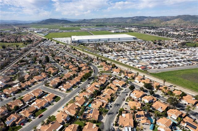 591 Gladiola Street, Hemet, CA 92545