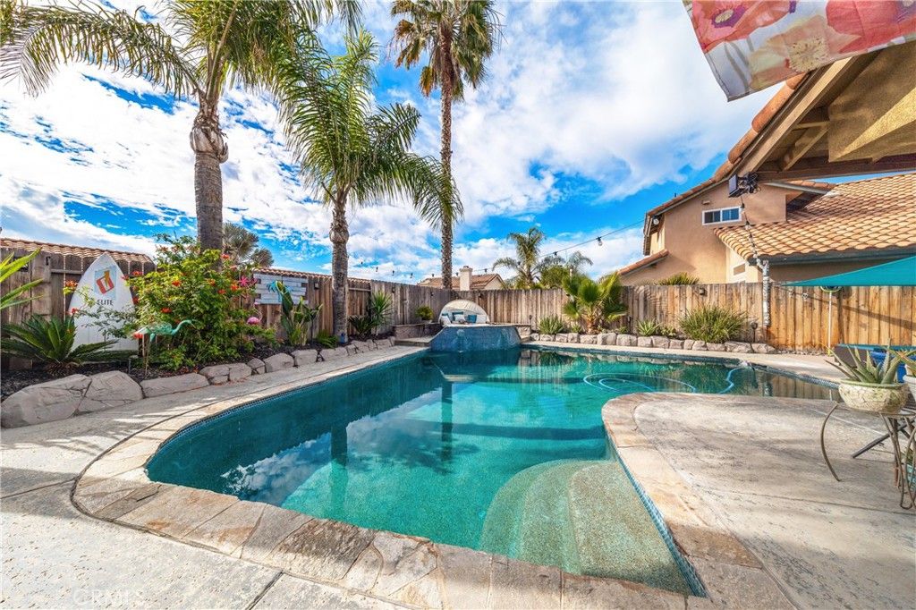 591 Gladiola Street, Hemet, CA 92545