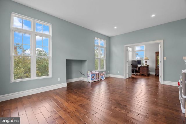 274 PINEVILLE RD, Newtown, PA 18940