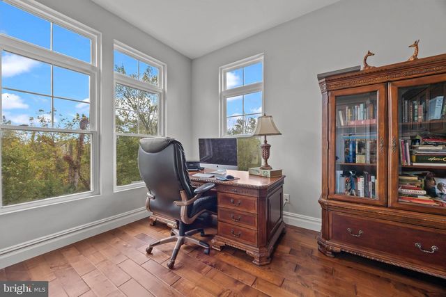 274 PINEVILLE RD, Newtown, PA 18940