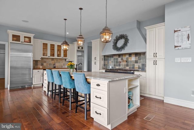 274 PINEVILLE RD, Newtown, PA 18940