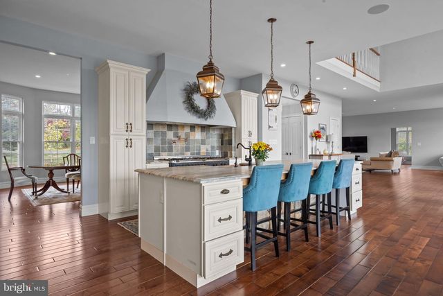 274 PINEVILLE RD, Newtown, PA 18940