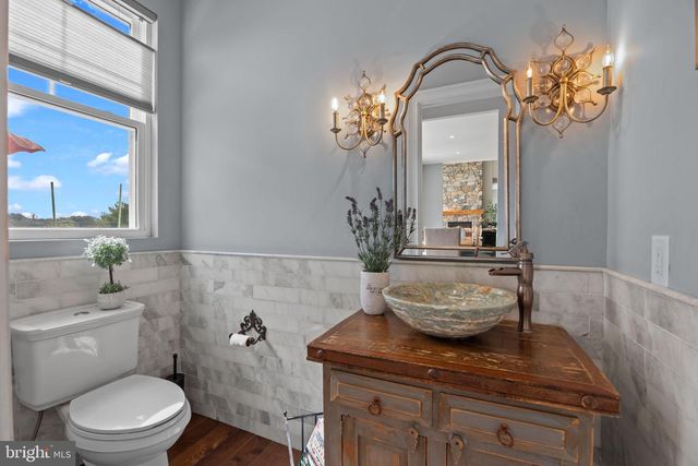 274 PINEVILLE RD, Newtown, PA 18940