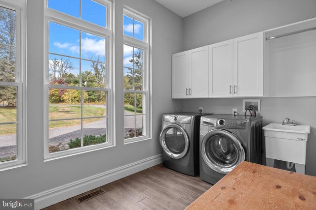 274 PINEVILLE RD, Newtown, PA 18940