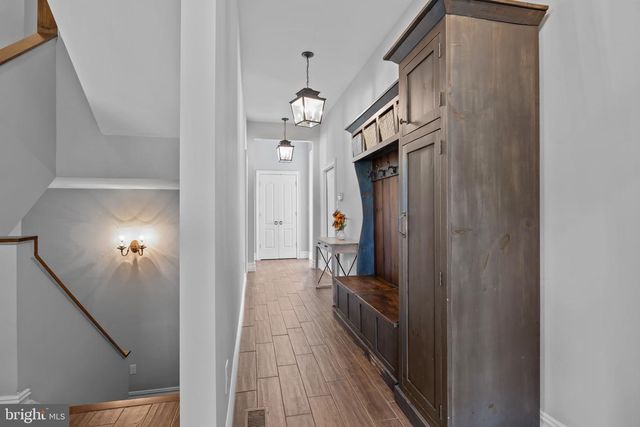 274 PINEVILLE RD, Newtown, PA 18940