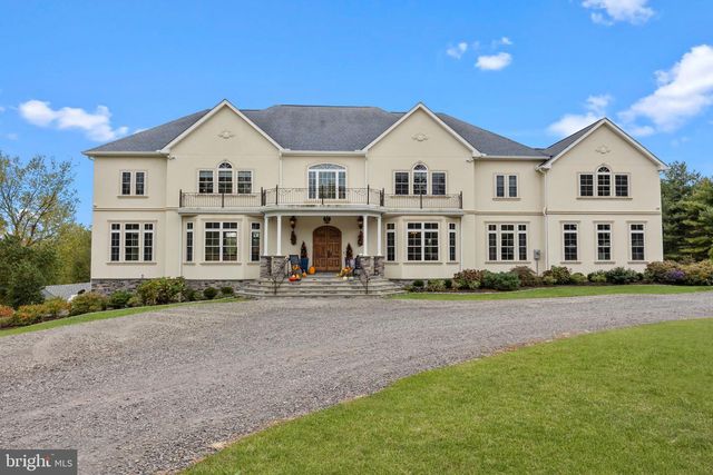 274 PINEVILLE RD, Newtown, PA 18940