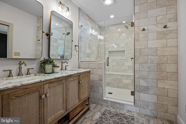 274 PINEVILLE RD, Newtown, PA 18940