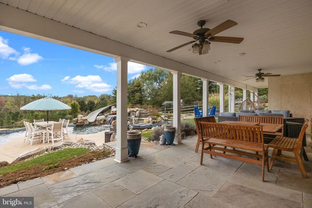 274 PINEVILLE RD, Newtown, PA 18940