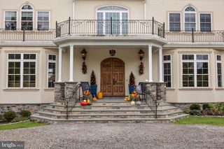 274 PINEVILLE RD, Newtown, PA 18940