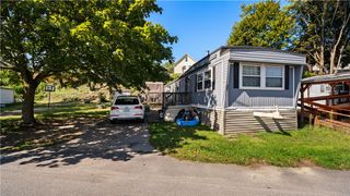 31 Alfa Drive, Pawtucket, RI 02860