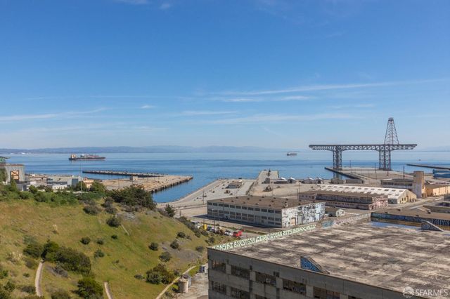 21 Kirkwood Avenue, San Francisco, CA 94124