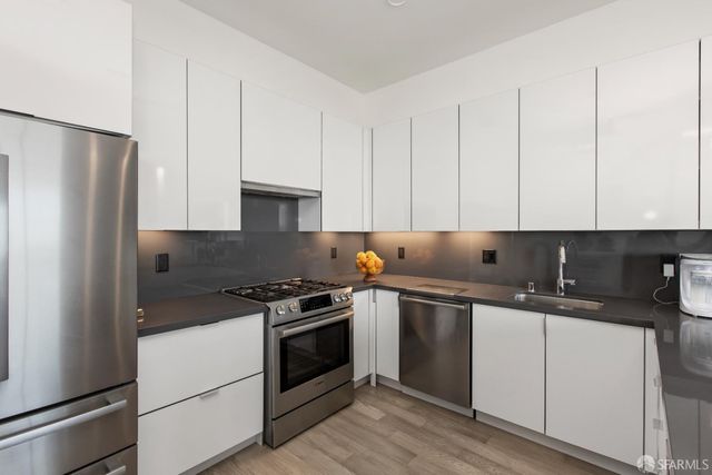 21 Kirkwood Avenue, San Francisco, CA 94124