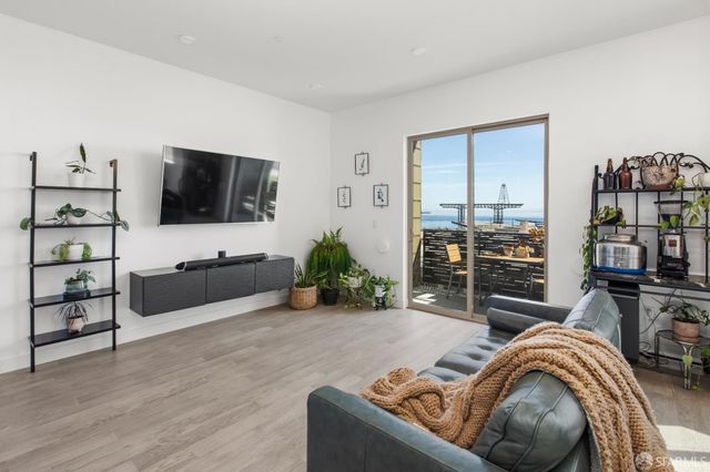 21 Kirkwood Avenue, San Francisco, CA 94124