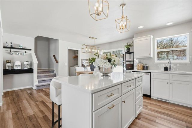 318 Milky Way, Madison, WI 53718