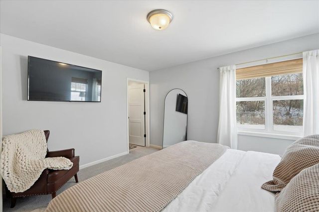 318 Milky Way, Madison, WI 53718