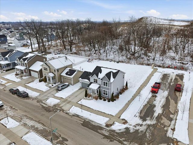 318 Milky Way, Madison, WI 53718