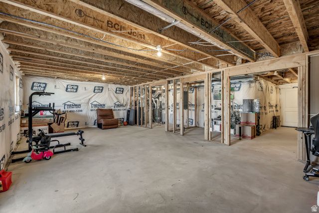 8748 W MINERAL GROVE DR, Magna, UT 84044