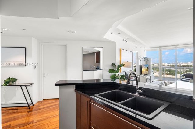 450 Alton Rd 1610, Miami Beach, FL 33139