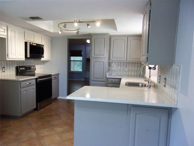 4200 Rye Glen Drive, Arlington, TX 76017