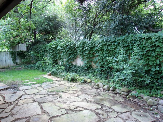 4200 Rye Glen Drive, Arlington, TX 76017