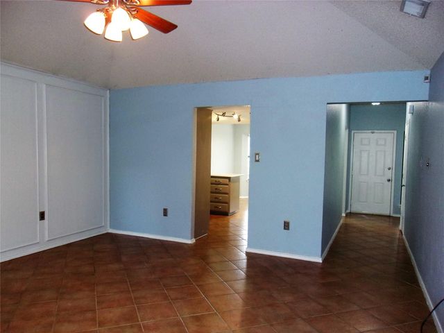4200 Rye Glen Drive, Arlington, TX 76017