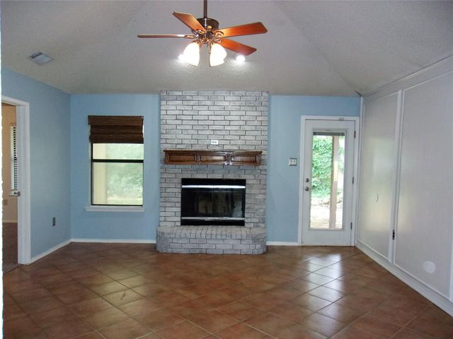 4200 Rye Glen Drive, Arlington, TX 76017