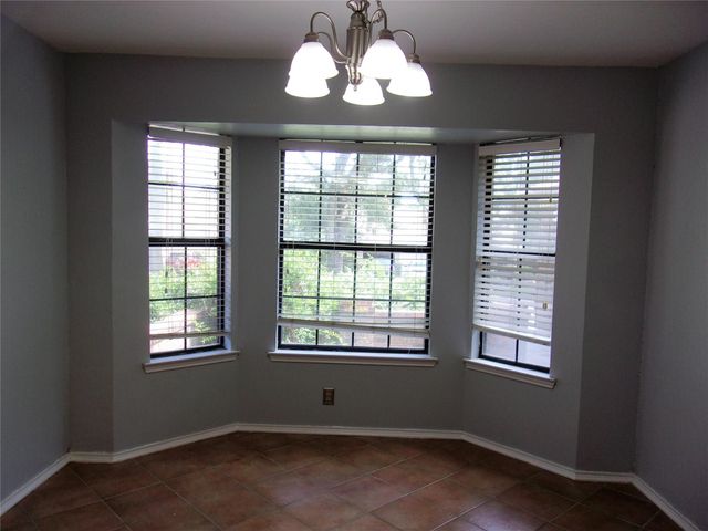 4200 Rye Glen Drive, Arlington, TX 76017