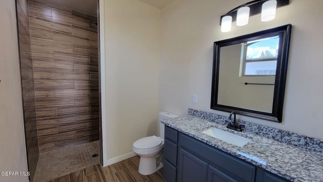 125 Loma Vista Drive B, Sunland Park, NM 88063