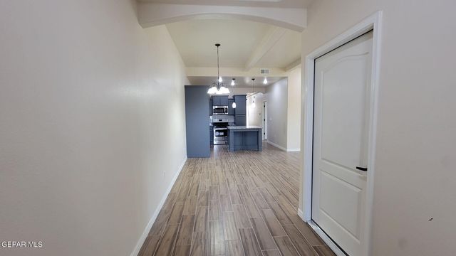 125 Loma Vista Drive B, Sunland Park, NM 88063