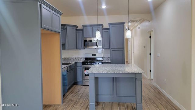 125 Loma Vista Drive B, Sunland Park, NM 88063