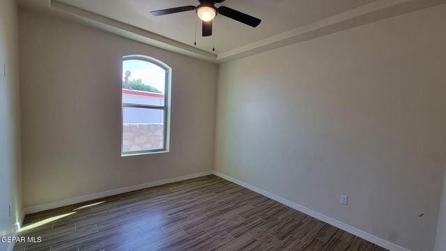 125 Loma Vista Drive B, Sunland Park, NM 88063