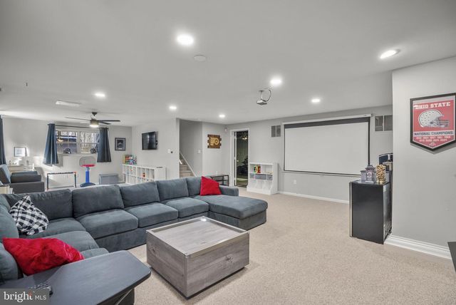 14 STANGER CT, Clayton, NJ 08312