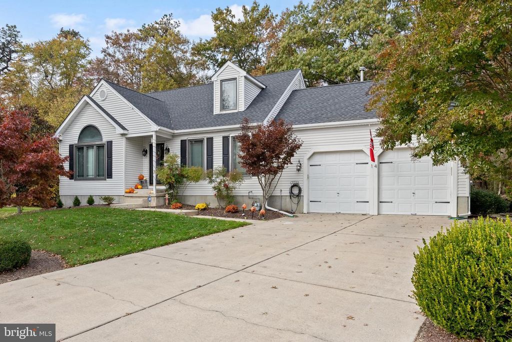 14 STANGER CT, Clayton, NJ 08312