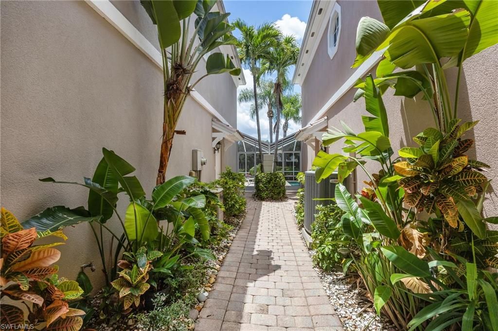 5429 Cove CIR 109, NAPLES, FL 34119 — photo 3