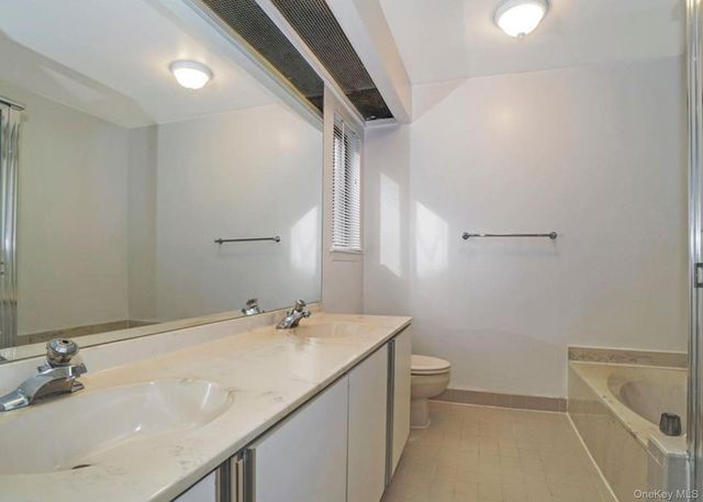 277 Vista Drive, Jericho, NY 11753