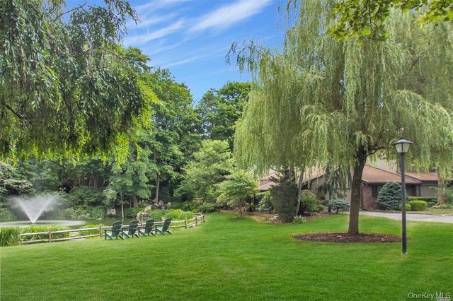 277 Vista Drive, Jericho, NY 11753