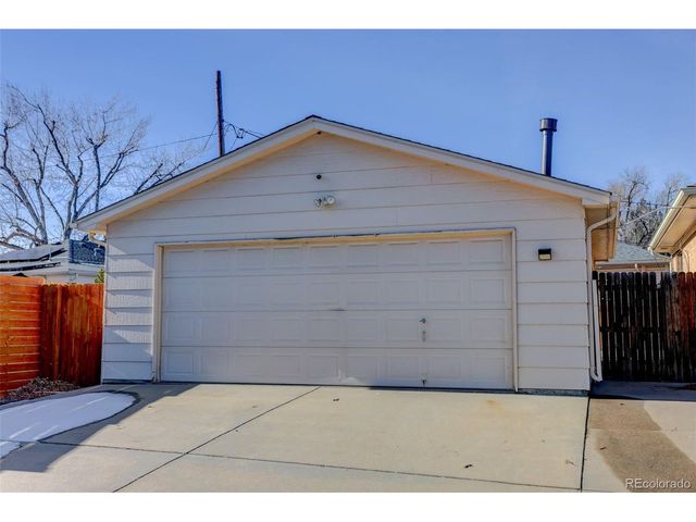 1502 E 110th Pl, Northglenn, CO 80233