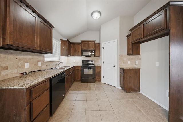 2312 NW 199th Street, Edmond, OK 73012