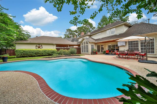 1702 Seven Maples Drive, Kingwood, TX 77345