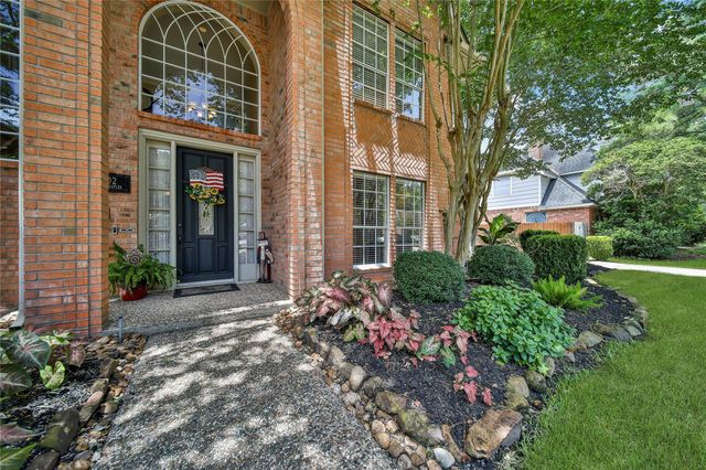 1702 Seven Maples Drive, Kingwood, TX 77345