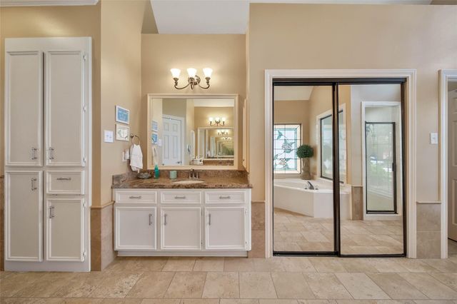1702 Seven Maples Drive, Kingwood, TX 77345