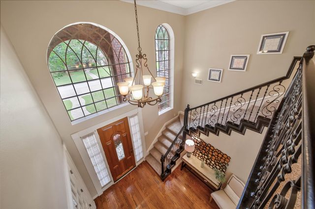 1702 Seven Maples Drive, Kingwood, TX 77345