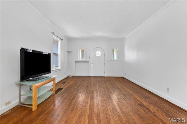 4437 S 37th Street, St Louis, MO 63116