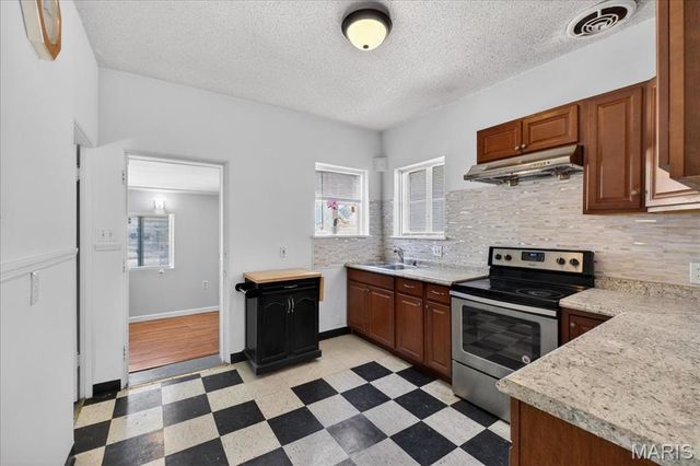 4437 S 37th Street, St Louis, MO 63116